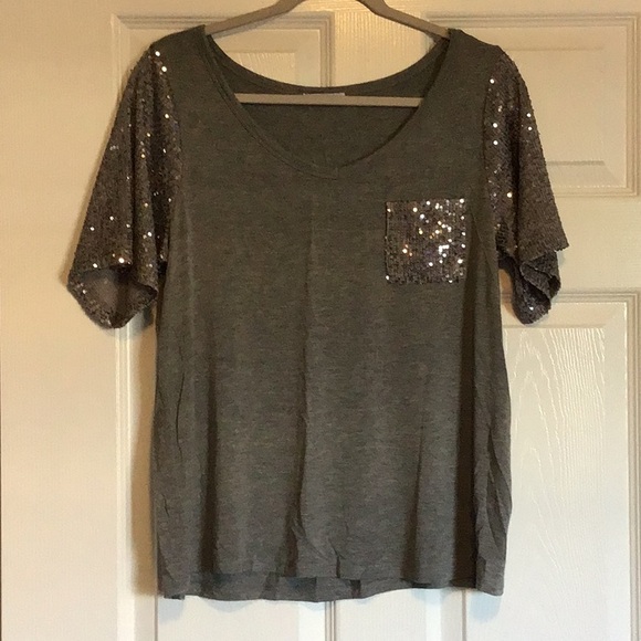 Set of 2 Sequin Sleeve Tees - Picture 6 of 11